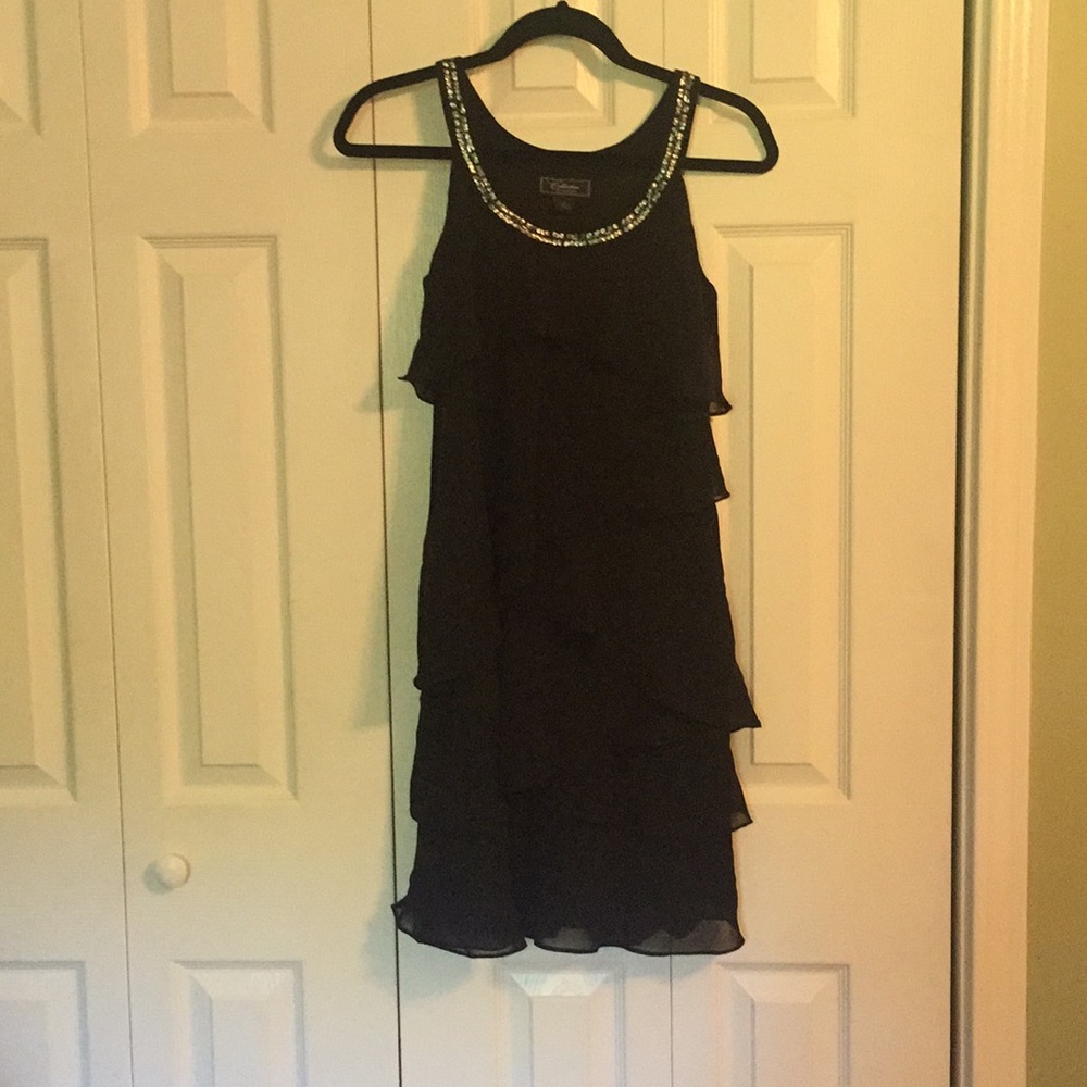 Size 4 flapper-style short dress